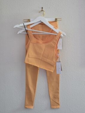 Spiritual Gangster 3-Piece Set | tops M/L | bottoms XS/S | APR